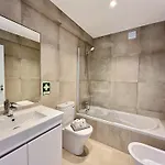 Apartment Stylish 2 With Pool By Homing *